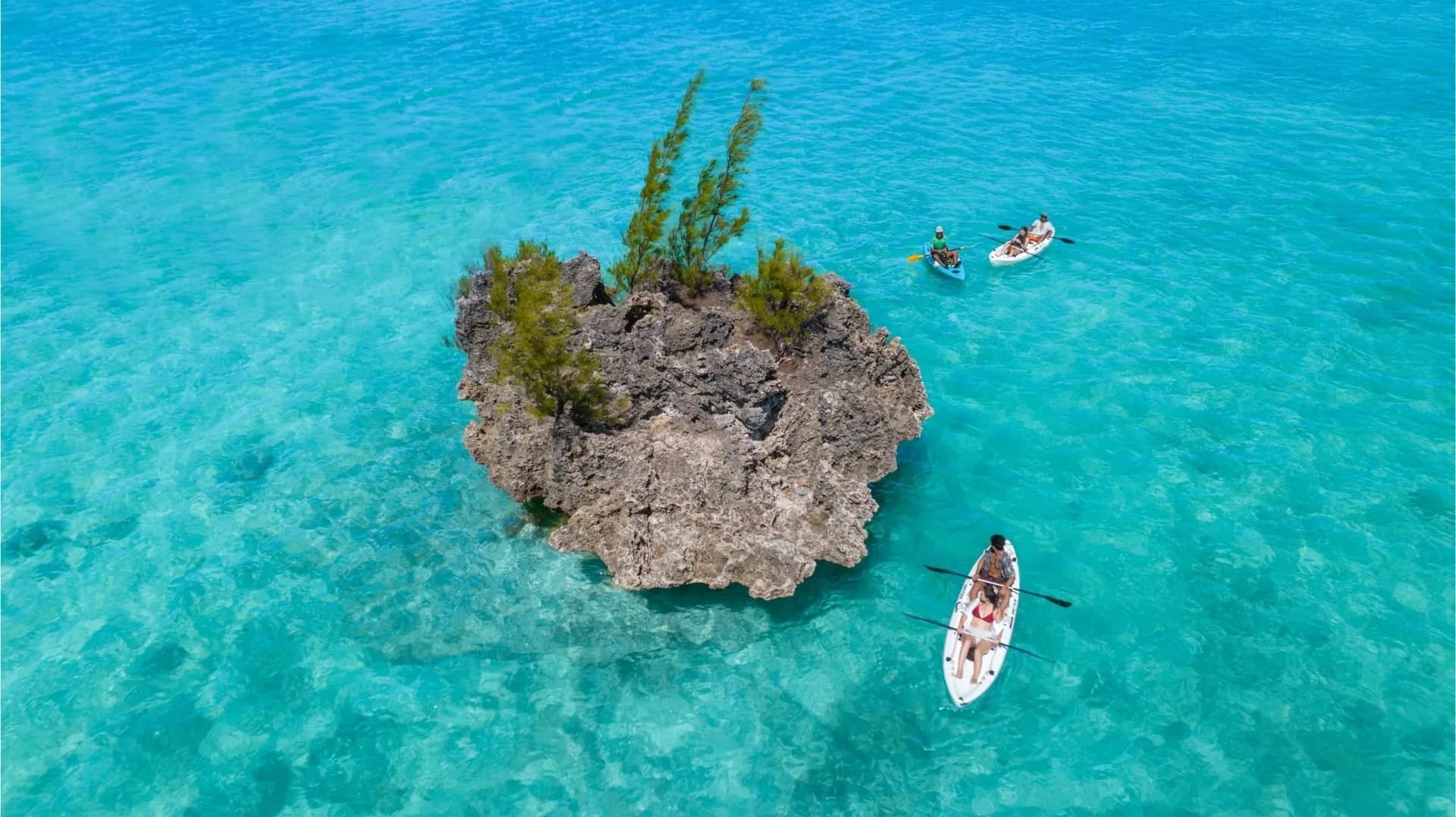 Kayak to Crystal Rock & Benitiers Island – Breakfast Included photo 3