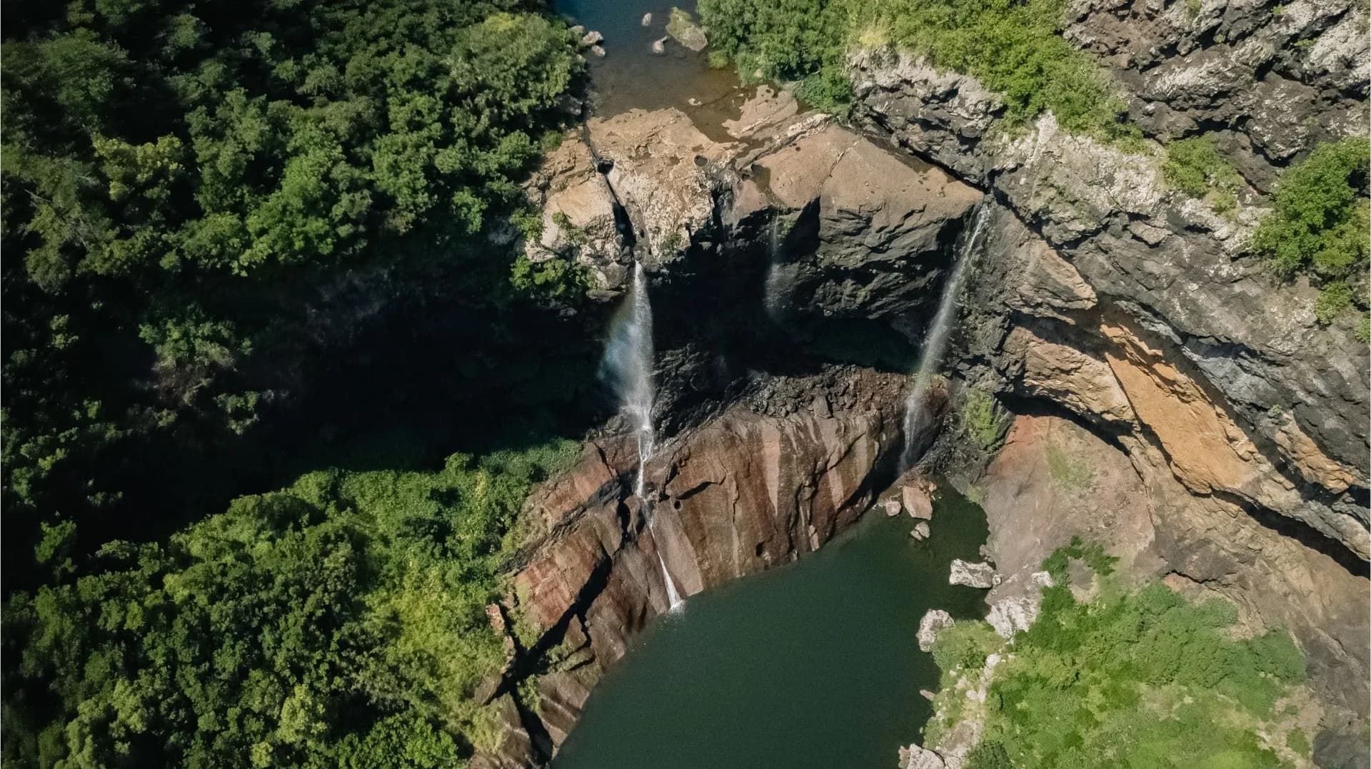 Guided Hike at Tamarind Falls - Full Day