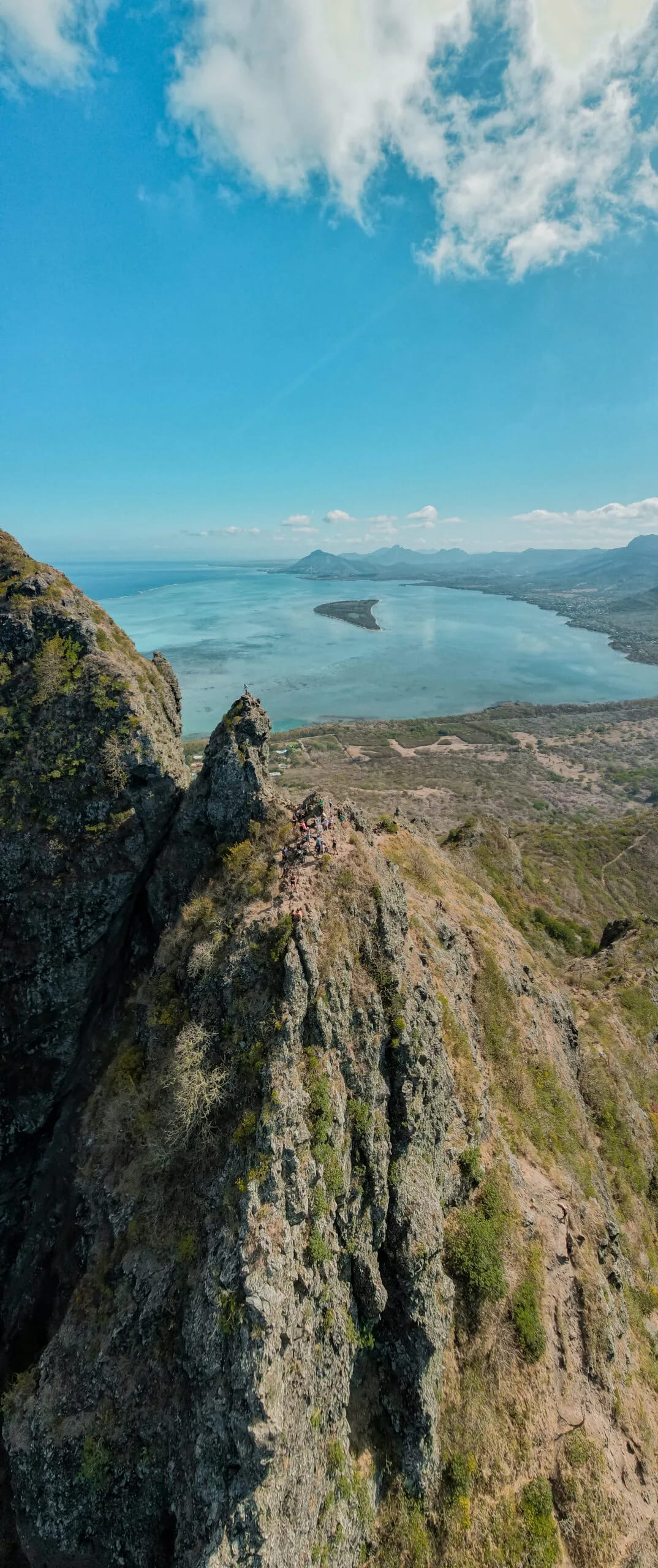 Hike & lagoon
